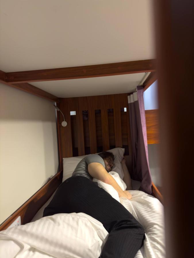 두바이 Business Backpackers Jbr 호스텔 외부 사진